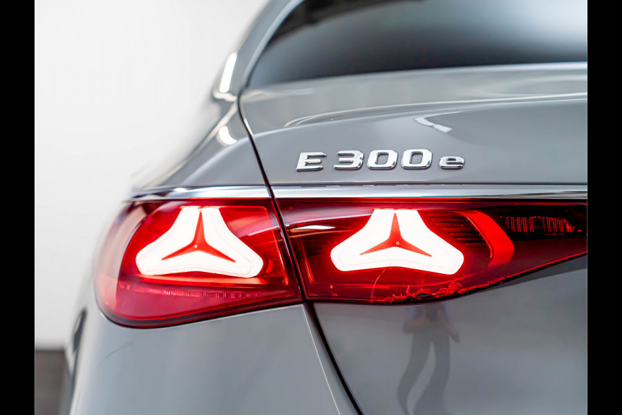 Mercedes-Benz E-Klasse E 300 e 4MATIC AMG Line Advanced Plus | Pano