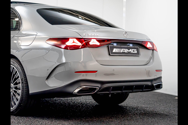 Mercedes-Benz E-Klasse E 300 e 4MATIC AMG Line Advanced Plus | Pano