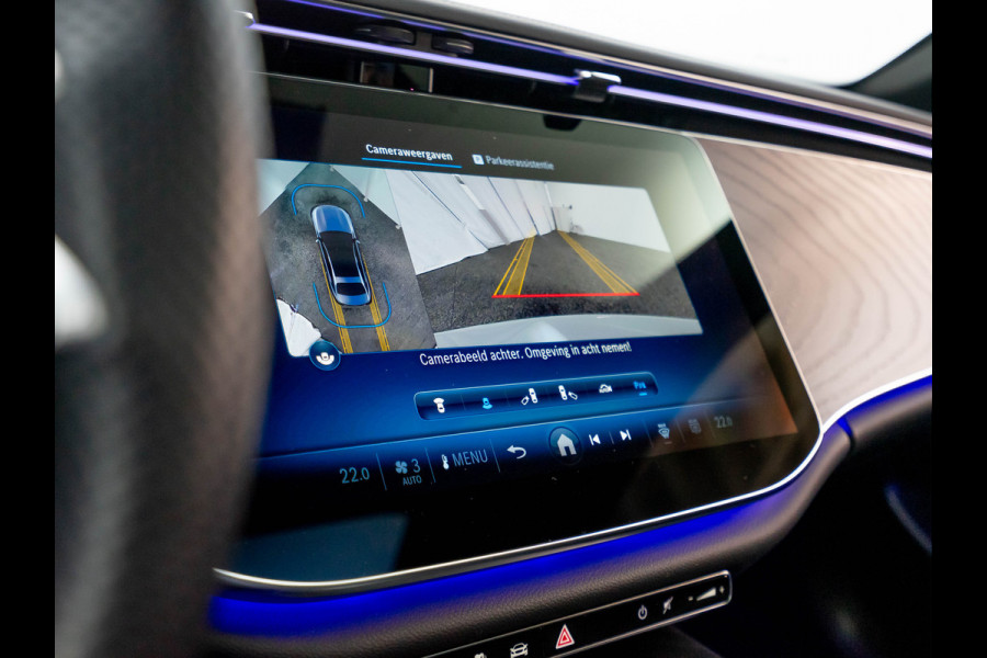 Mercedes-Benz E-Klasse E 300 e 4MATIC AMG Line Advanced Plus | Pano