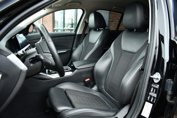 BMW 3-serie 330i Sportline 18inch HiFi Live-Cockpit Sfeer