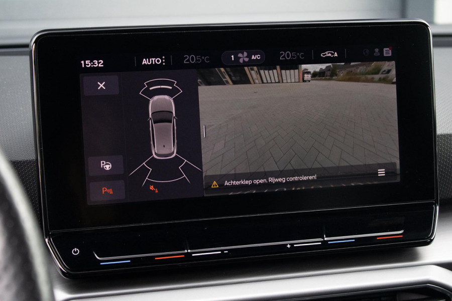 Seat Leon 1.4 TSI eHybrid PHEV FR Bus. Int. PANO MEMORY CAMERA ADAPTIEF