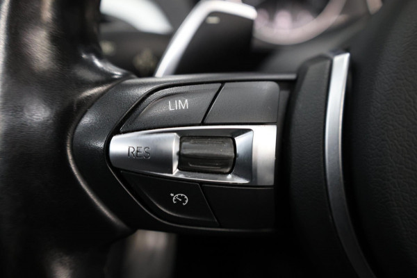 BMW 1-serie 120i M-Sport LED/M-PAKKET/SCHUIFDAK/LEER+S.VERWARMING/LMV/PDC/CRUISE/ECC/12 MND GARANTIE!