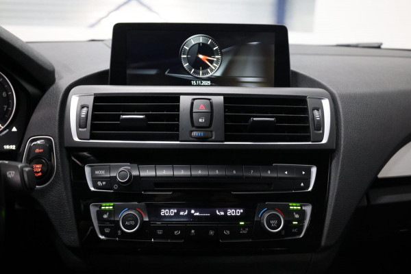 BMW 1-serie 120i M-Sport LED/M-PAKKET/SCHUIFDAK/LEER+S.VERWARMING/LMV/PDC/CRUISE/ECC/12 MND GARANTIE!