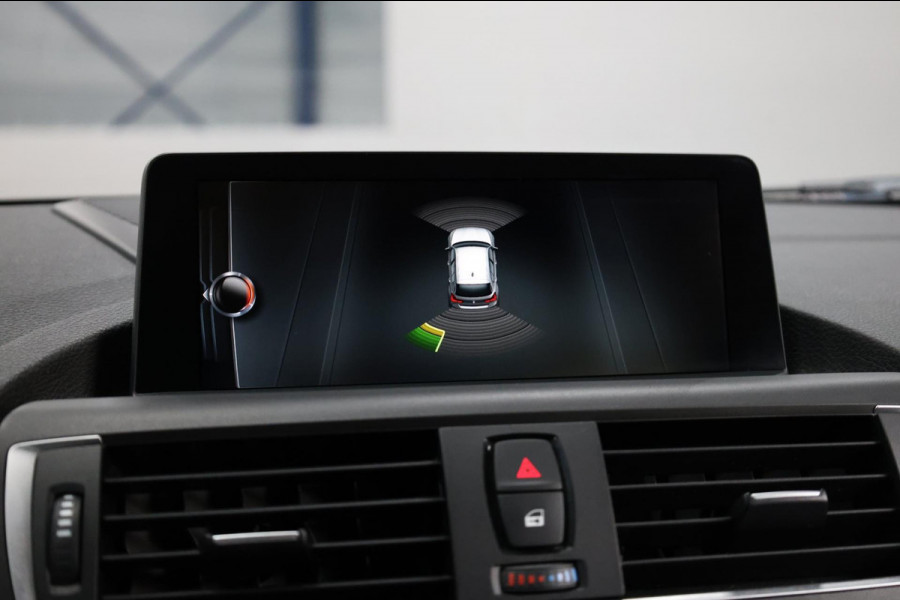 BMW 1-serie 120i M-Sport LED/M-PAKKET/SCHUIFDAK/LEER+S.VERWARMING/LMV/PDC/CRUISE/ECC/12 MND GARANTIE!