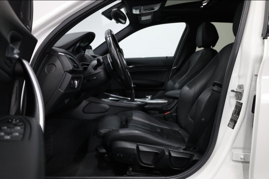 BMW 1-serie 120i M-Sport LED/M-PAKKET/SCHUIFDAK/LEER+S.VERWARMING/LMV/PDC/CRUISE/ECC/12 MND GARANTIE!
