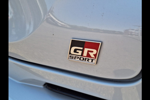 Toyota C-HR 2.0 Hybrid 184pk GR Sport | JBL, Dodehoekherkenning, Stoel + Stuurverwarming, Dynamic Grey