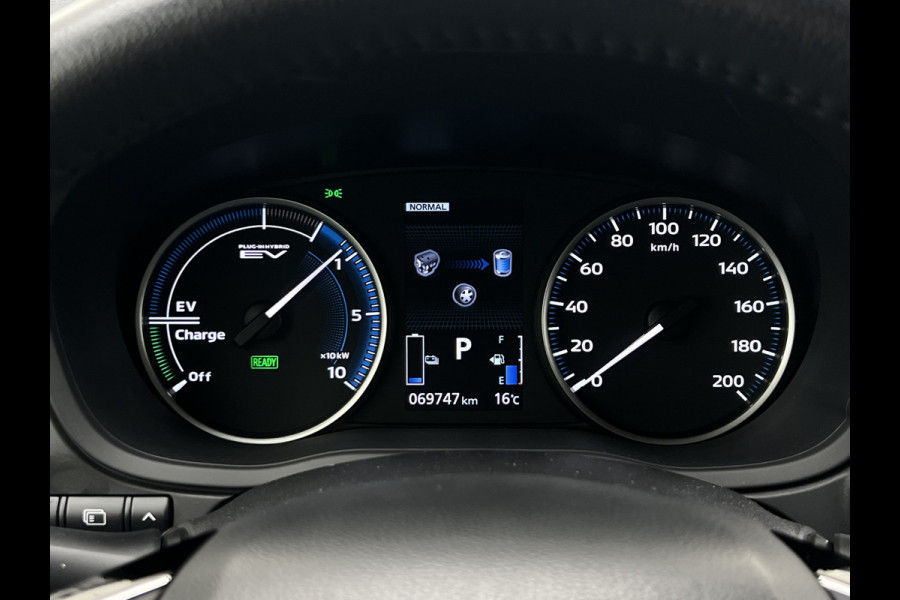 Mitsubishi Eclipse Cross 2.4 PHEV Intense | Carplay | Camera | 18 inch | Keyless