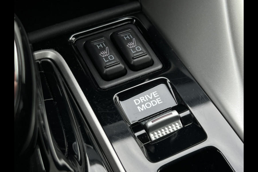 Mitsubishi Eclipse Cross 2.4 PHEV Intense | Carplay | Camera | 18 inch | Keyless