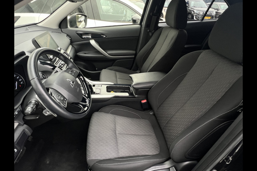 Mitsubishi Eclipse Cross 2.4 PHEV Intense | Carplay | Camera | 18 inch | Keyless