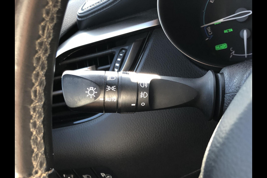 Toyota C-HR 1.8 Hybrid Style | JBL, Navigatie, Dodehoekherkenning, Parkeersensoren, Stoelverwarming , Keyless, 18 inch