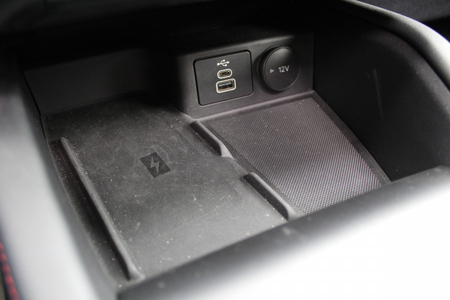 Ford Kuga 2.5 PHEV ST-Line X | Trekhaak | Panoramadak | AGR | Led | Head-up | B&O