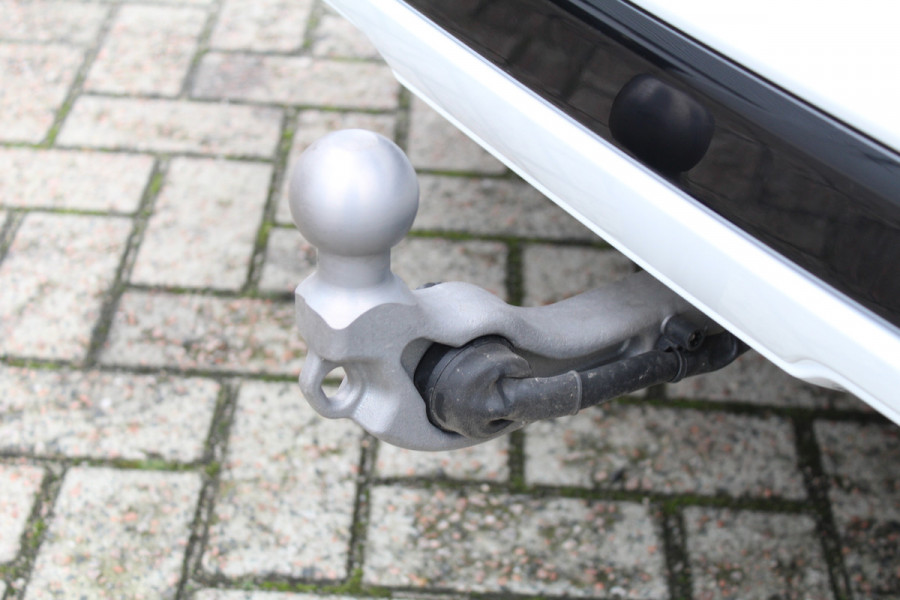 Ford Kuga 2.5 PHEV ST-Line X | Trekhaak | Panoramadak | AGR | Led | Head-up | B&O