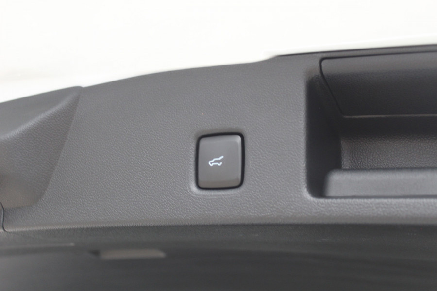 Ford Kuga 2.5 PHEV ST-Line X | Trekhaak | Panoramadak | AGR | Led | Head-up | B&O