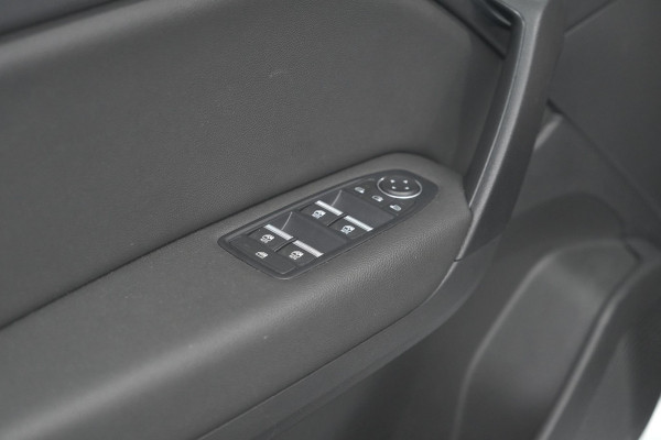 Renault Captur TCe 90 Intens | Trekhaak | Camera | Navigatie | Parkeersensoren | Apple Carplay