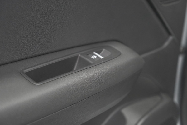 Renault Captur TCe 90 Intens | Trekhaak | Camera | Navigatie | Parkeersensoren | Apple Carplay