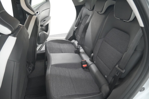 Renault Captur TCe 90 Intens | Trekhaak | Camera | Navigatie | Parkeersensoren | Apple Carplay