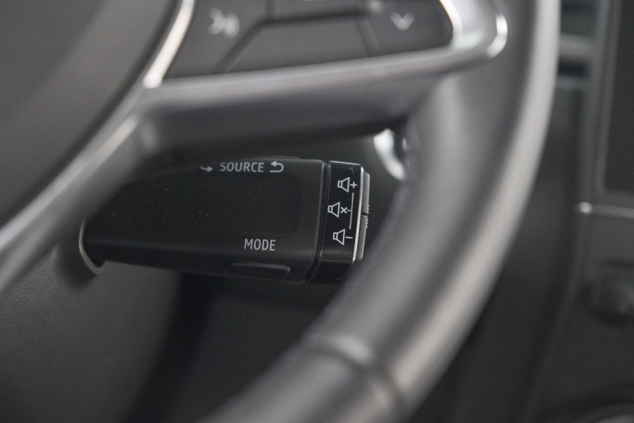 Renault Captur TCe 90 Intens | Trekhaak | Camera | Navigatie | Parkeersensoren | Apple Carplay