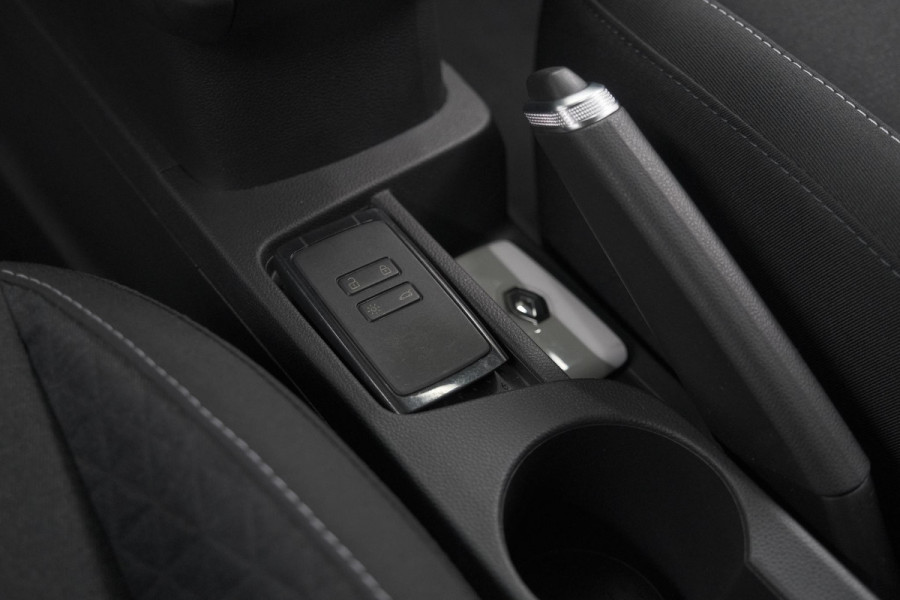 Renault Captur TCe 90 Evolution | Parkeersensoren | Apple Carplay | Climate Control | Stoelverwarming