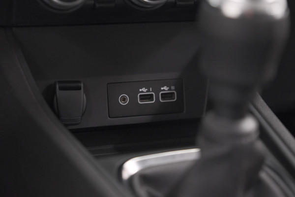 Renault Captur TCe 90 Evolution | Parkeersensoren | Apple Carplay | Climate Control | Stoelverwarming