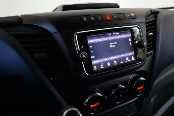 Iveco Daily 35S18 L4/H3 AUTOMAAT 180PK LED CAMERA CLIMA Imperiaal-Trap 3500K TREKHAAK LEASE V/A €178,- p.m. INRUIL MOG