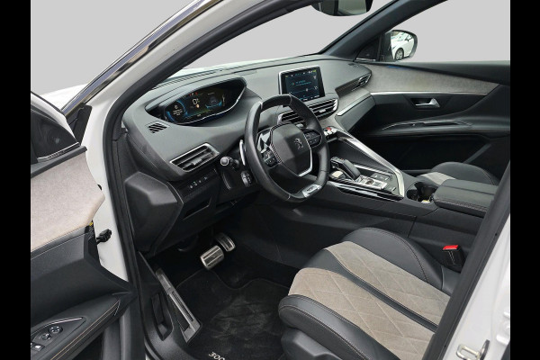 Peugeot 3008 1.6 HYbrid4 300 GT | Automaat | plug-in | Focal Audio | trekhaak | Navigatie |