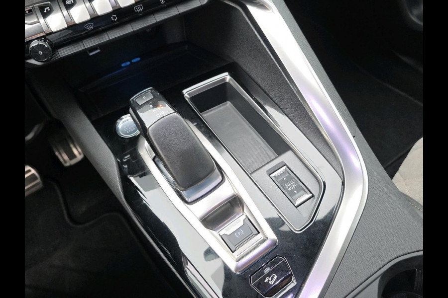 Peugeot 3008 1.6 HYbrid4 300 GT | Automaat | plug-in | Focal Audio | trekhaak | Navigatie |