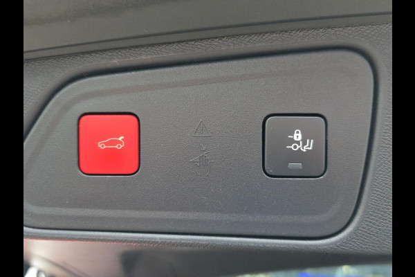 Peugeot 3008 1.6 HYbrid4 300 GT | Automaat | plug-in | Focal Audio | trekhaak | Navigatie |