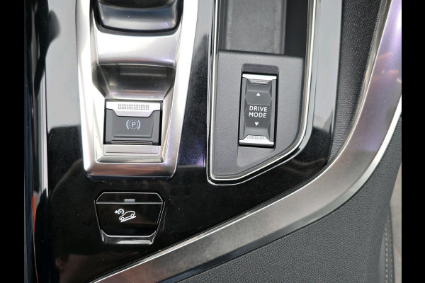 Peugeot 3008 1.6 HYbrid4 300 GT | Automaat | plug-in | Focal Audio | trekhaak | Navigatie |