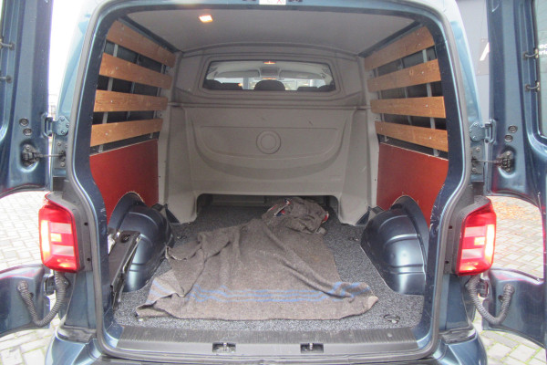 Volkswagen Transporter 2.0 TDI L2H1 DSG, DC, Comfortline Plus