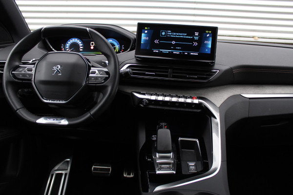 Peugeot 3008 1.6 HYbrid 225 GT | Nachtzicht | Panoramadak | Trekhaak | Navigatie | Camera | BLIS