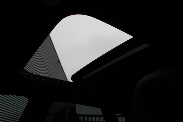 Peugeot 3008 1.6 HYbrid 225 GT | Nachtzicht | Panoramadak | Trekhaak | Navigatie | Camera | BLIS