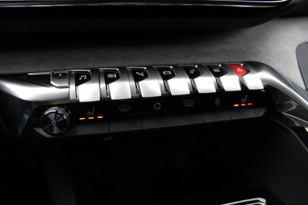 Peugeot 3008 1.6 HYbrid 225 GT | Nachtzicht | Panoramadak | Trekhaak | Navigatie | Camera | BLIS