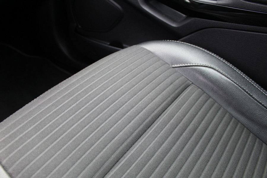 Ford EcoSport 1.0 EcoBoost 125PK Titanium | Automaat | Trekhaak | BLIS | Winterpack | Navigatie