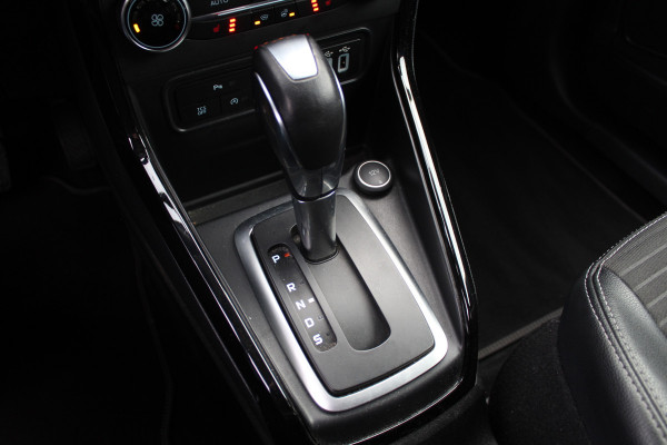 Ford EcoSport 1.0 EcoBoost 125PK Titanium | Automaat | Trekhaak | BLIS | Winterpack | Navigatie