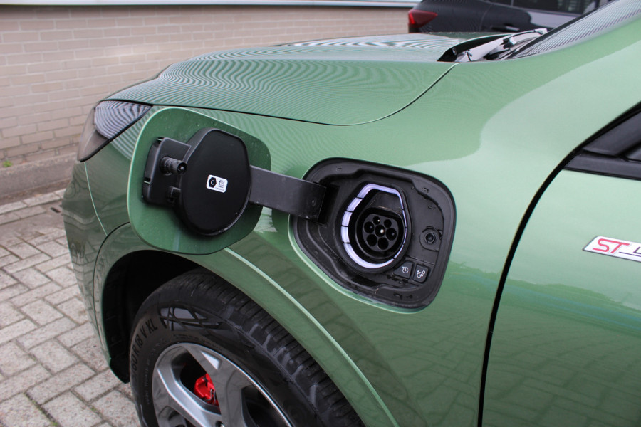 Ford Kuga 2.5 PHEV ST-Line X | Trekhaak | Panoramadak | AGR | Led | Head-up | B&O