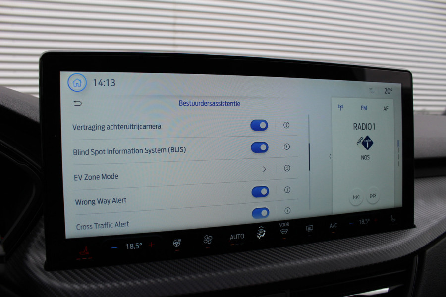 Ford Kuga 2.5 PHEV ST-Line X | Trekhaak | Panoramadak | AGR | Led | Head-up | B&O