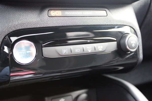 Ford Kuga 2.5 PHEV ST-Line X | Panoramadak | AGR | B&O | Head-up | Trekhaak |