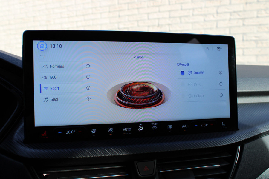 Ford Kuga 2.5 PHEV ST-Line X | Panoramadak | AGR | B&O | Head-up | Trekhaak |