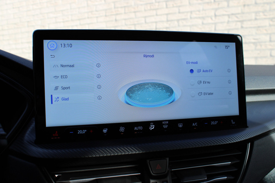 Ford Kuga 2.5 PHEV ST-Line X | Panoramadak | AGR | B&O | Head-up | Trekhaak |