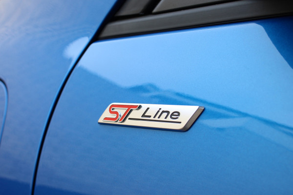 Ford Kuga 2.5 PHEV ST-Line X | Panoramadak | AGR | B&O | Head-up | Trekhaak |