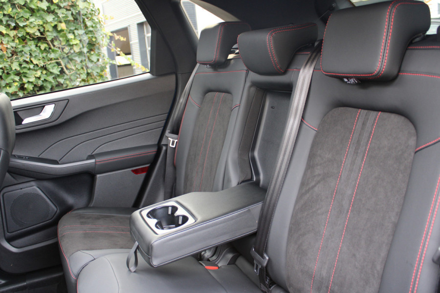 Ford Kuga 2.5 PHEV ST-Line X | Panoramadak | AGR | B&O | Head-up | Trekhaak |