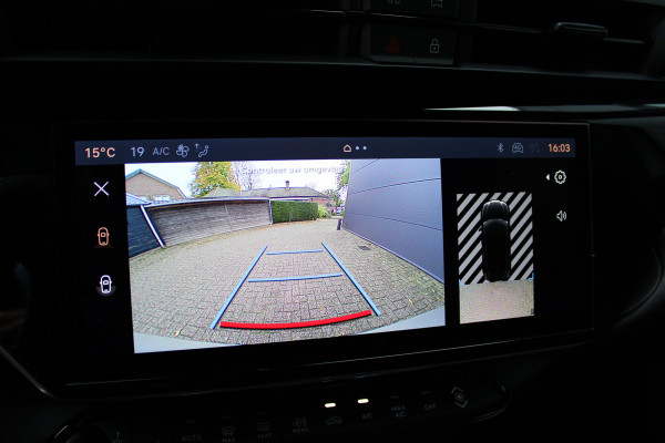 Alfa Romeo junior 1.2 Turbo Hybrid Ibrida Speciale | Direct beschikbaar | Navigatie | Adaptieve Cruise | Led | Camera | Stoelverwarming