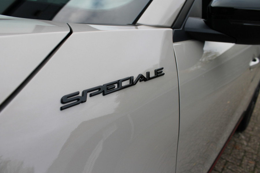 Alfa Romeo junior 1.2 Turbo Hybrid Ibrida Speciale | Direct beschikbaar | Navigatie | Adaptieve Cruise | Led | Camera | Stoelverwarming