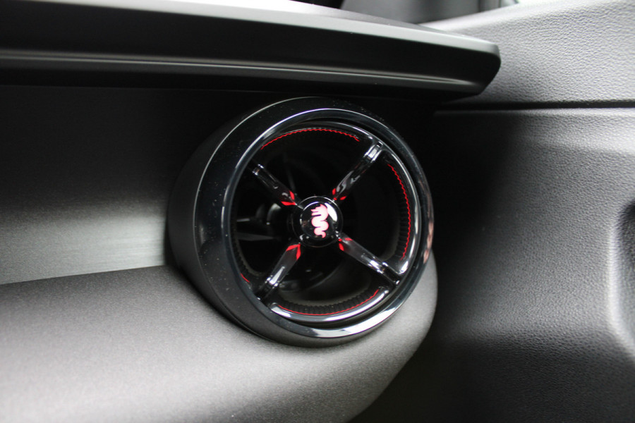 Alfa Romeo junior 1.2 Turbo Hybrid Ibrida Speciale | Direct beschikbaar | Navigatie | Adaptieve Cruise | Led | Camera | Stoelverwarming