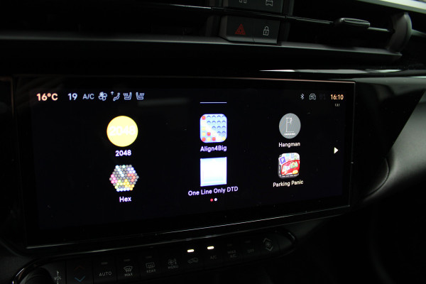 Alfa Romeo junior 1.2 Turbo Hybrid Ibrida Speciale | Direct beschikbaar | Navigatie | Adaptieve Cruise | Led | Camera | Stoelverwarming