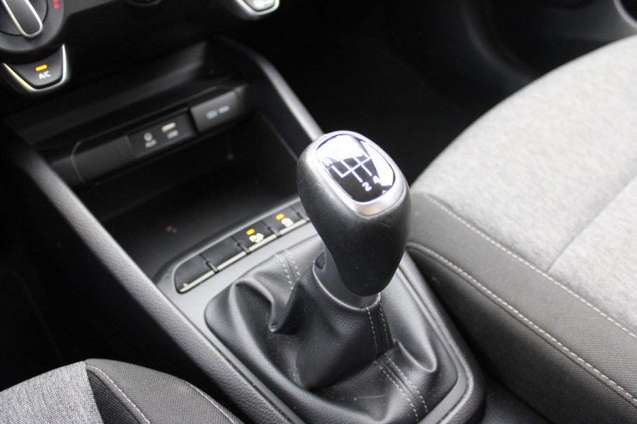 Kia Stonic 1.0 T-GDi DynamicLine | Navigatie | Camera | Carplay