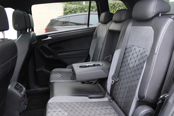 Volkswagen Tiguan Allspace 1.5 TSI R-Line 7p. | Panoramadak | Trekhaak | Navigatie | Adaptieve cruise