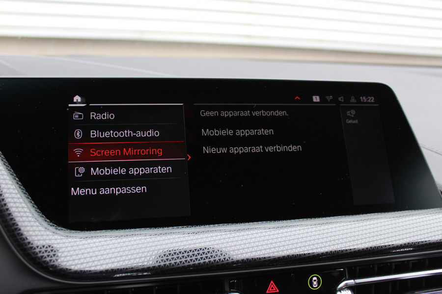 BMW 1-serie 118i Executive Edition | Cruise Control | Origin NL | Parkeersensoren | Navigatie