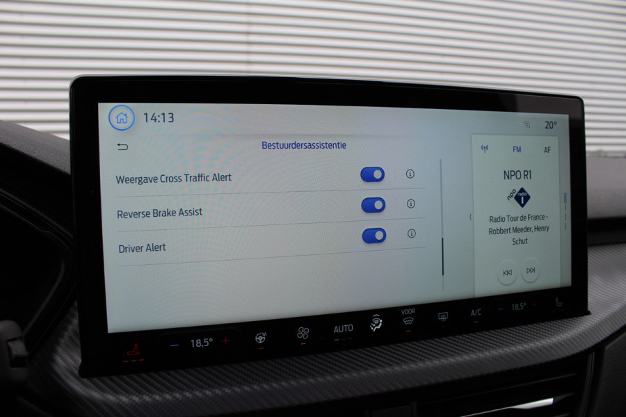 Ford Kuga 2.5 PHEV ST-Line X | Black Pack | Trekhaak | Panoramadak | AGR | Led | Head-up | B&O