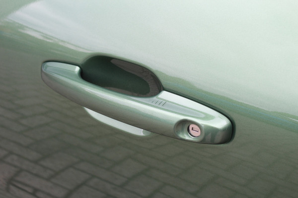 Ford Kuga 2.5 PHEV ST-Line X | Black Pack | Trekhaak | Panoramadak | AGR | Led | Head-up | B&O